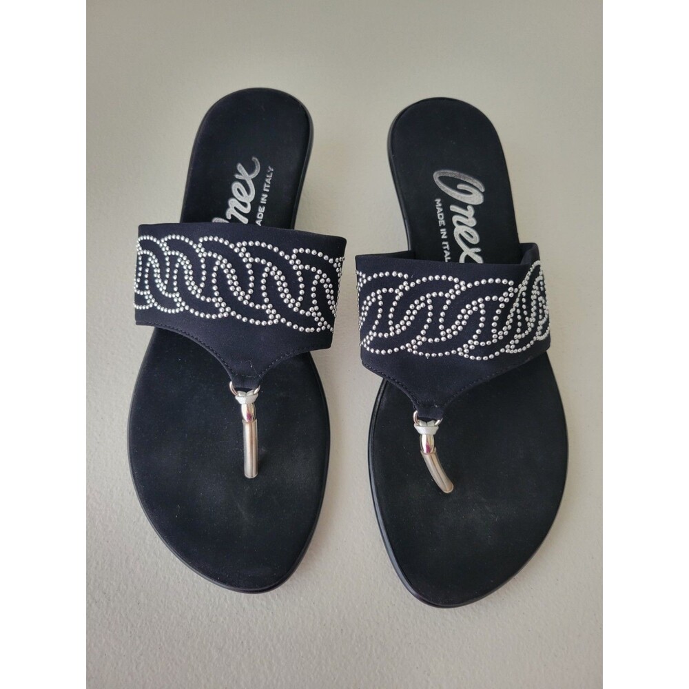 Onex Made in Italy Black Embellished Rhinestone Thong Sandals Women's Size 7 - Picture 3 of 8
